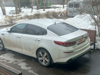2019 Kia Optima IV Рестайлинг, белый, 2380000 рублей, вид 3