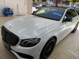 2016 Mercedes-Benz E-Класс 200 V (W213, S213, C238), чёрный, 3500000 рублей, вид 4
