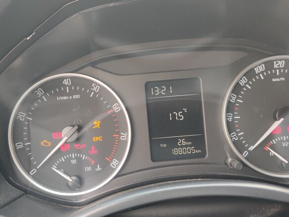 2012 Skoda Octavia II (A5) Рестайлинг, серебристый, 950000 рублей - вид 6