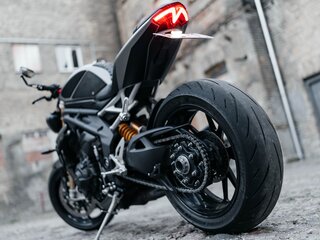 2021 Triumph Speed Triple, серый, 1200000 рублей, вид 4