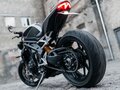 2021 Triumph Speed Triple, серый, 1200000 рублей - вид 3
