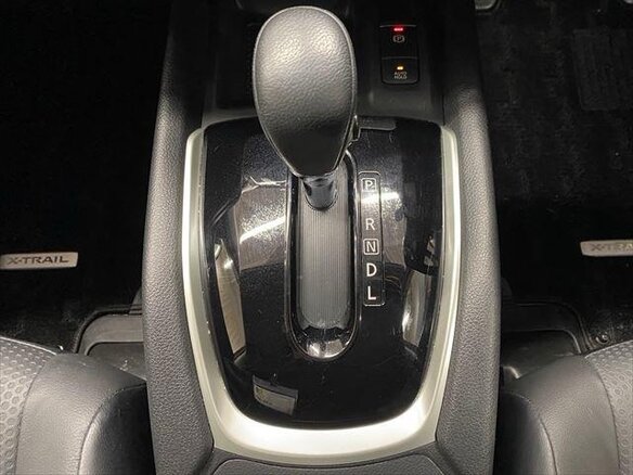2019 Nissan X-Trail III Рестайлинг, красный, 1720000 рублей - вид 11