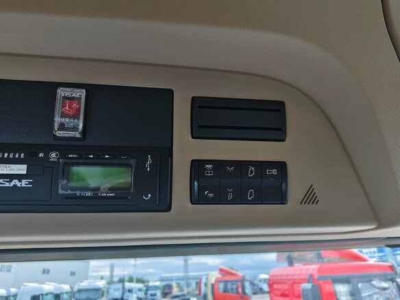 2023 Mercedes-Benz Actros, серебристый - вид 7