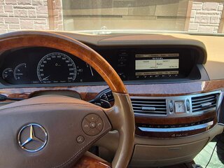 2010 Mercedes-Benz S-Класс 500 V (W221) Рестайлинг, чёрный, 1830000 рублей, вид 5