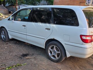 2000 Nissan Presage I, белый, 700000 рублей, вид 4