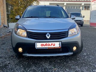 2013 Renault Sandero Stepway I, серый, 590000 рублей, вид 4