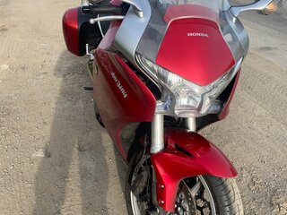 2010 Honda VFR 1200, красный, 950000 рублей, вид 5