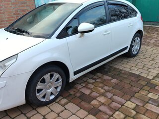 2010 Citroen C4 I Рестайлинг, белый, 350000 рублей, вид 2