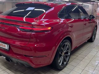 2021 Porsche Cayenne GTS Coupé III, красный, 16000000 рублей, вид 4