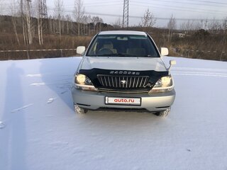 1999 Toyota Harrier I (XU10), белый, 875000 рублей, вид 1