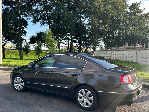 2006 Volkswagen Passat B6, серый, 700000 рублей - вид 6