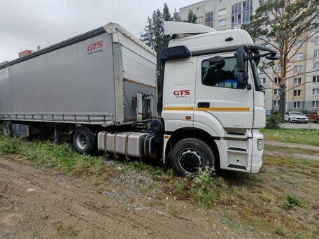 2017 КамАЗ 5490 NEO, белый, 1900000 рублей, вид 3