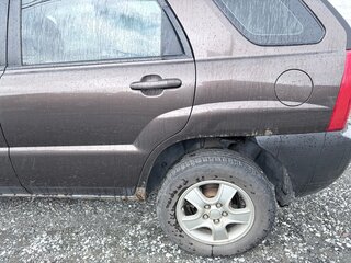 2006 Kia Sportage II, коричневый, 550000 рублей, вид 2