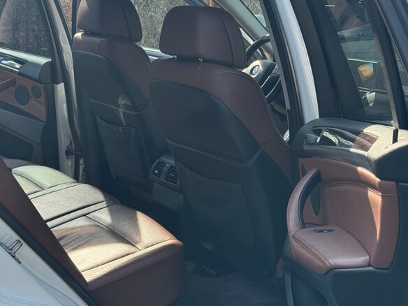 2012 BMW X5 30d II (E70) Рестайлинг, белый, 2350000 рублей - вид 21