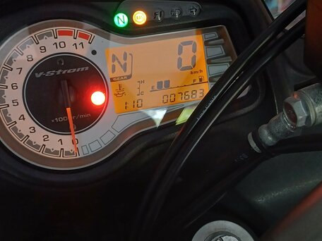 2013 Suzuki SV 650, белый, 650000 рублей, вид 2