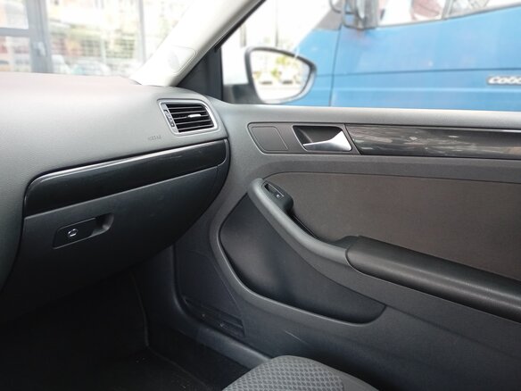 2012 Volkswagen Jetta VI, белый, 1110000 рублей - вид 11