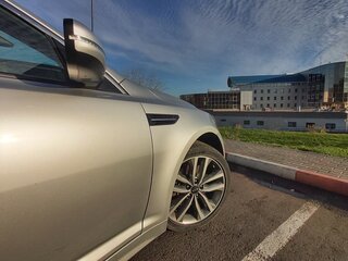 2014 Kia Optima III Рестайлинг, серебристый, 1175000 рублей, вид 4