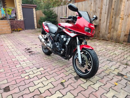 2000 Yamaha FZS600 Fazer, красный, 249999 рублей, вид 1