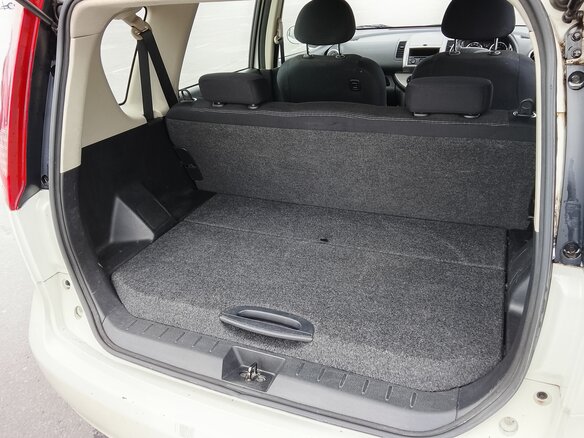 2010 Nissan Note I Рестайлинг, белый, 560000 рублей - вид 13