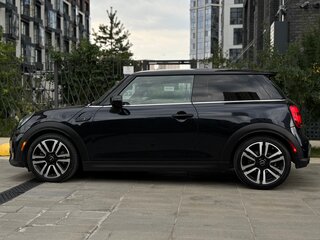 2022 Mini Hatch Cooper S III (F55/F56) Рестайлинг 2, синий, 3350000 рублей, вид 5