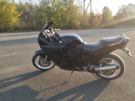 1992 Suzuki GSX 600F Katana, чёрный, 180000 рублей, вид 2