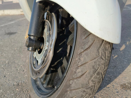 2013 Sym Maxsym 400, белый, 205000 рублей, вид 5