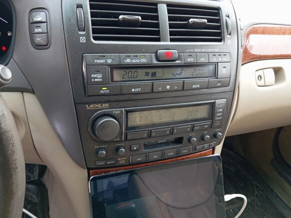 2003 Lexus LS 430 III Рестайлинг, бежевый, 1299000 рублей - вид 4
