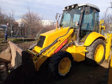 2007 New Holland B110B, жёлтый, 3699999 рублей, вид 3