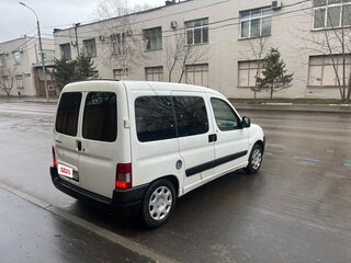 2010 Peugeot Partner I Рестайлинг, белый, 450000 рублей, вид 4