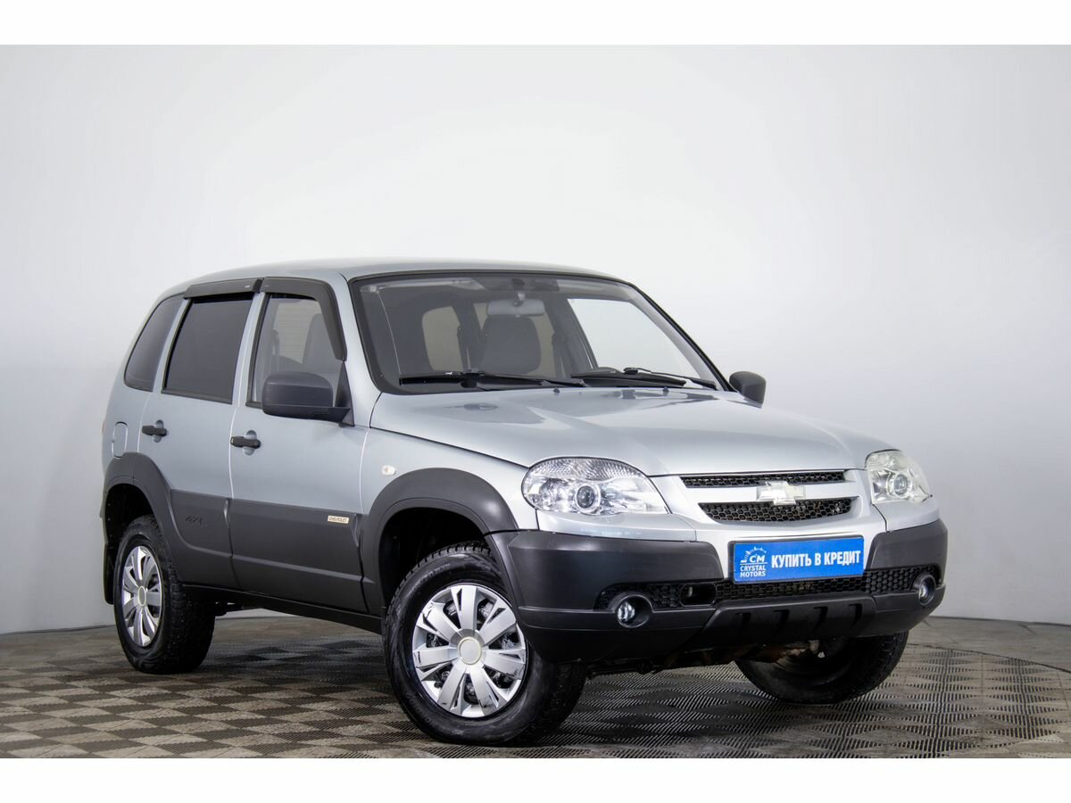 Открыть фотографии: Chevrolet Niva I Рестайлинг