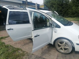 2003 Ford Galaxy I Рестайлинг, белый, 350000 рублей, вид 5