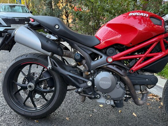 2011 Ducati Monster 796, красный, 510000 рублей - вид 9
