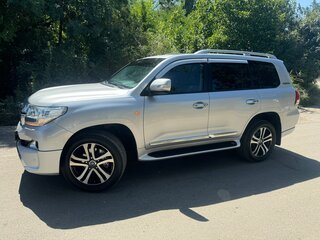2011 Toyota Land Cruiser 200 Series, серебристый, 3300000 рублей, вид 3