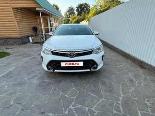 2016 Toyota Camry VII (XV50) Рестайлинг, белый, 2150000 рублей, вид 3