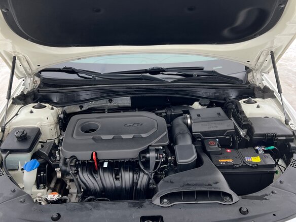 2019 Kia Optima IV Рестайлинг, белый, 1750000 рублей - вид 11