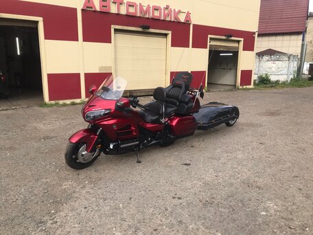 2013 Honda GL 1800 Gold Wing, красный, 1950000 рублей, вид 2