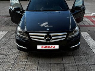 2012 Mercedes-Benz C-Класс 180 BlueEFFICIENCY III (W204) Рестайлинг, чёрный, 1300000 рублей, вид 1