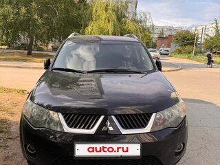 2008 Mitsubishi Outlander II, чёрный, 920000 рублей, вид 2
