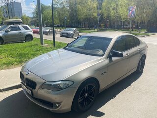 2012 BMW 5 серии 520i VI (F10/F11/F07), бежевый, 1450000 рублей, вид 1