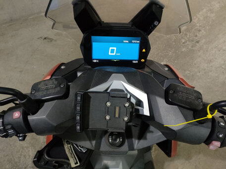 2021 BMW C 400 X, красный, 350000 рублей, вид 5