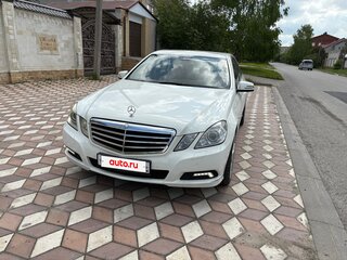 2009 Mercedes-Benz E-Класс 250 5G-Tronic IV (W212, S212, C207), белый, 1100000 рублей, вид 2
