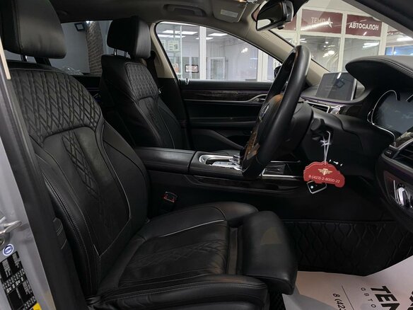 2017 BMW 7 серии 740e VI (G11/G12), серебристый - вид 22