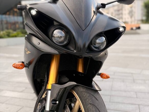 2009 Yamaha YZF-R1, чёрный, 850000 рублей - вид 12