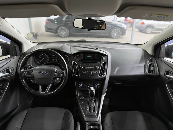 2017 Ford Focus III Рестайлинг, серый, 1099000 рублей - вид 9