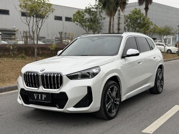 2024 BMW X1 Long 20Li sDrive III (U11/U12), белый, 3350000 рублей