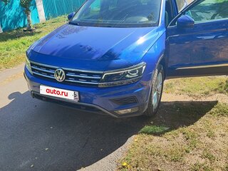 2018 Volkswagen Tiguan II, синий, 3270000 рублей, вид 1