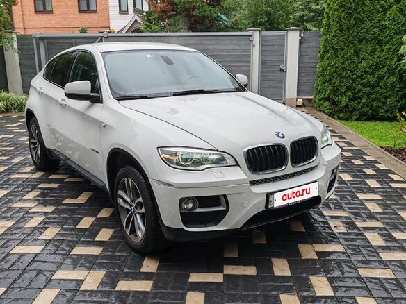 2013 BMW X6 35i I (E71) Рестайлинг, белый, 2200000 рублей - вид 1