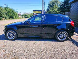 2011 BMW 1 серии 116i I (E81/E82/E87/E88) Рестайлинг, чёрный, 1050000 рублей, вид 4