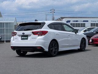 2022 Subaru Impreza V Рестайлинг, белый, 1090000 рублей, вид 5