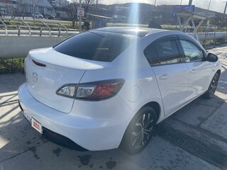 2012 Mazda 3 II (BL) Рестайлинг, белый, 1030000 рублей, вид 3